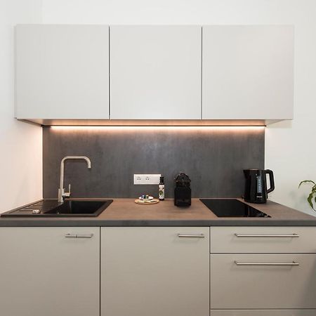 Tt-Rooms - Kontaktlos Mit Self Check-In I Free Parking Graz Buitenkant foto