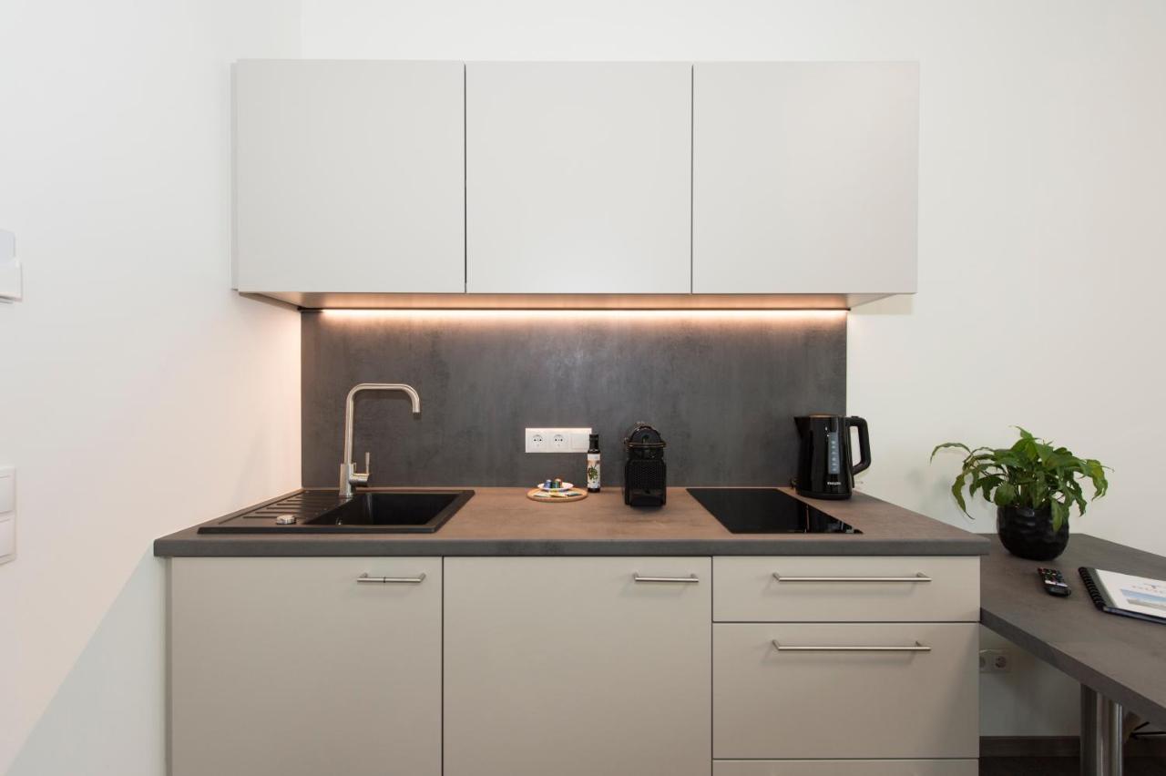 Tt-Rooms - Kontaktlos Mit Self Check-In I Free Parking Graz Buitenkant foto