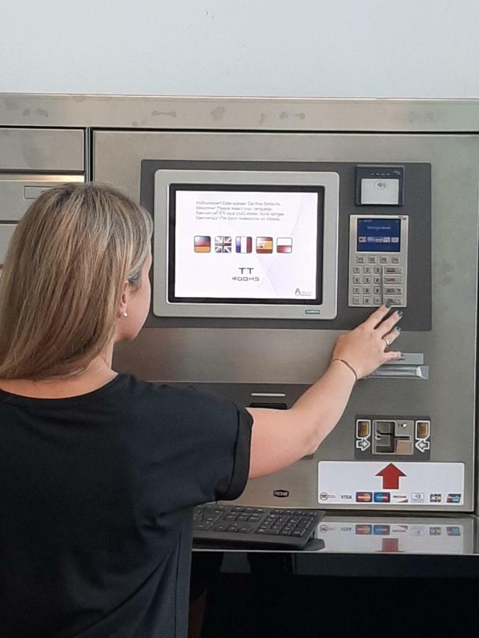 Tt-Rooms - Kontaktlos Mit Self Check-In I Free Parking Graz Buitenkant foto