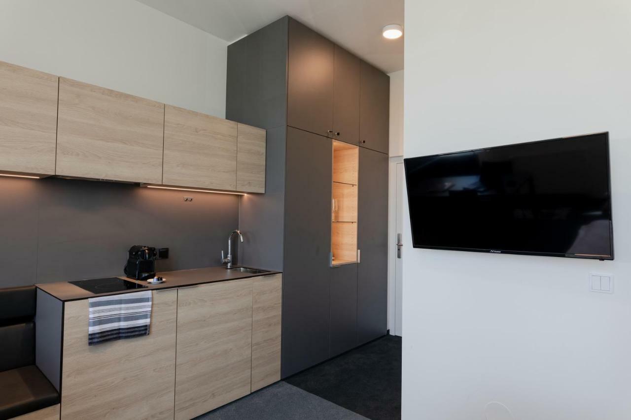 Tt-Rooms - Kontaktlos Mit Self Check-In I Free Parking Graz Buitenkant foto