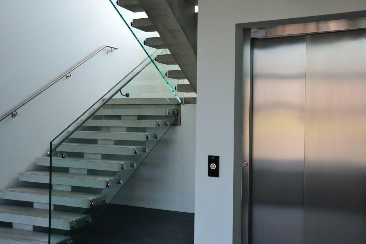 Tt-Rooms - Kontaktlos Mit Self Check-In I Free Parking Graz Buitenkant foto