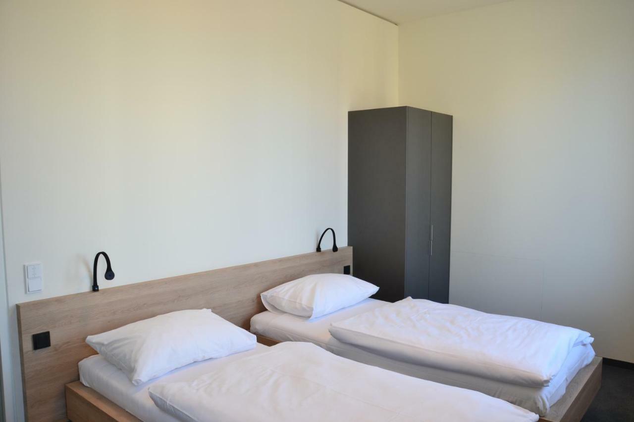 Tt-Rooms - Kontaktlos Mit Self Check-In I Free Parking Graz Buitenkant foto